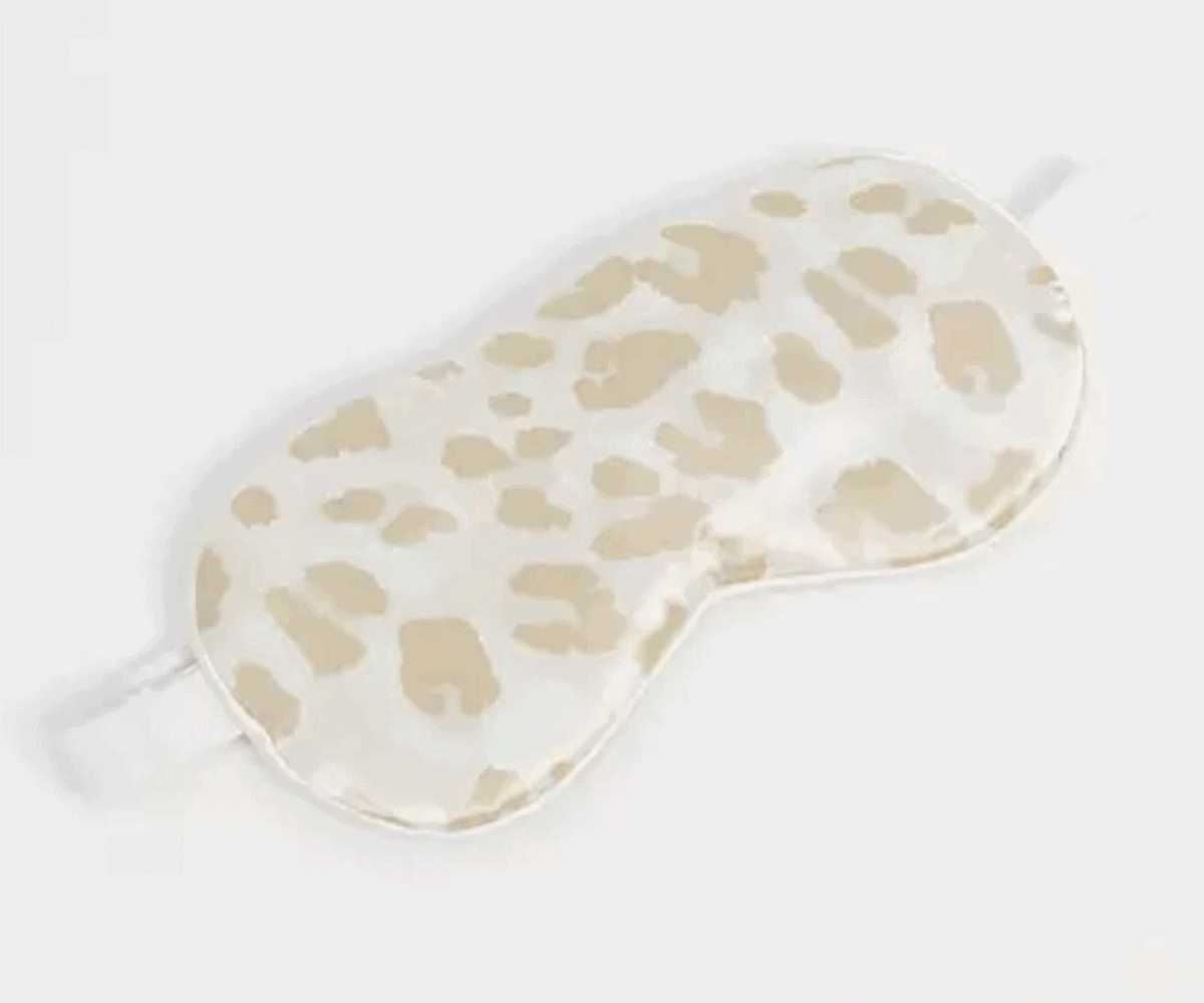 Use an eye mask for sleep to help get over jet lag 