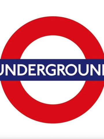 London Underground logo.