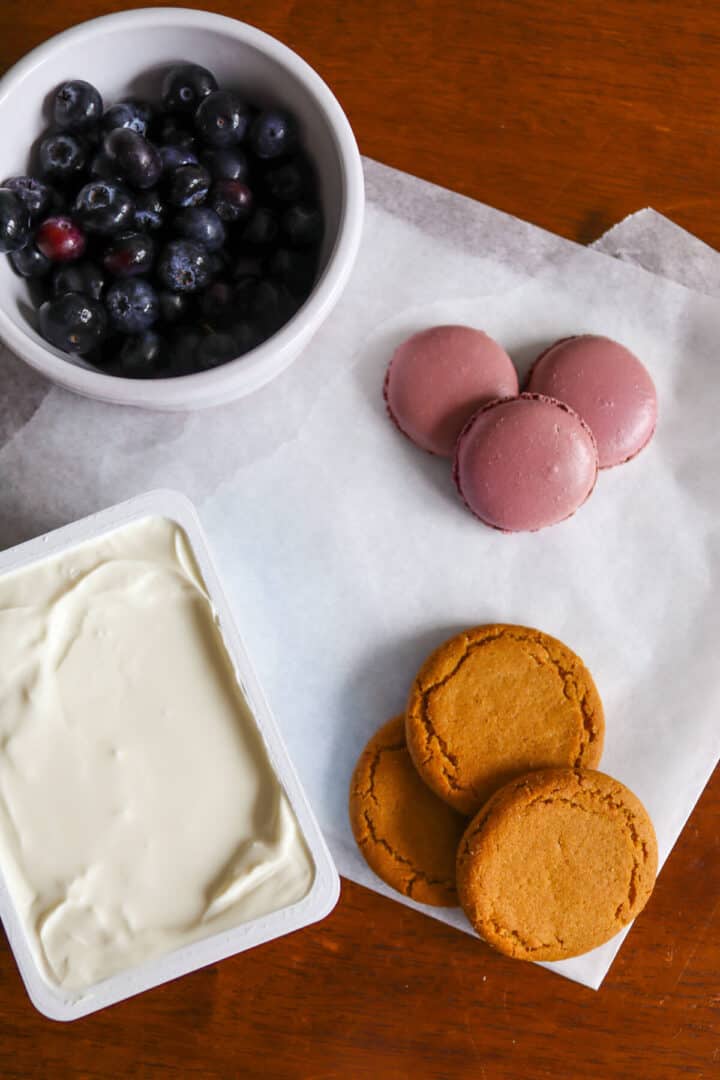 Blueberry Cheesecake Macarons - Rosanna ETC