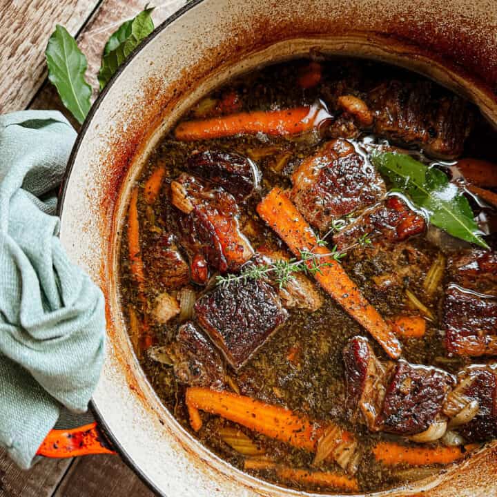 Tender Slow Cooked Beef Short Ribs Braised In Beer - Rosanna ETC